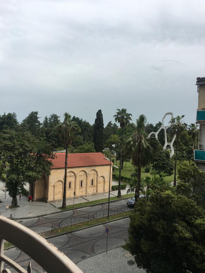Apartment Sea Avenue Batumi Esterno foto